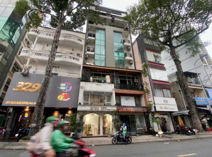 Cho Thuê Mặt Bằng Mặt Tiền Số 331 Đường Trần Bình Trọng, Phường 1, Quận 5, DT: 10x10m,  1 trệt, 6 lầu, TM, DTSD: 700m2