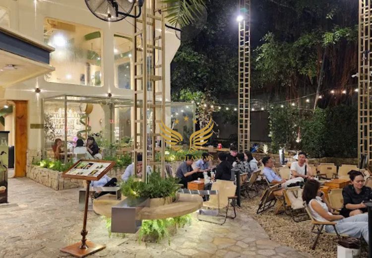 Cho Thuê Mặt Bằng 50 Xuân Thủy Phường An Khánh