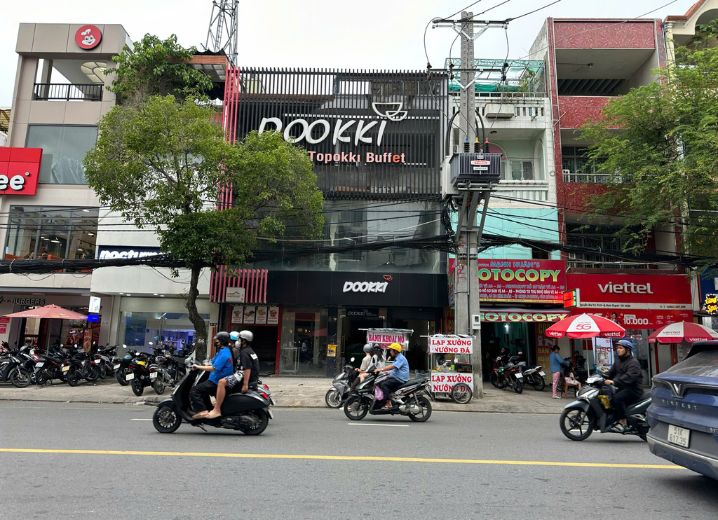 Cho Thuê Nhà Mặt Tiền 139-141 Nguyễn Gia Trí Phường 25 Quận Bình Thạnh