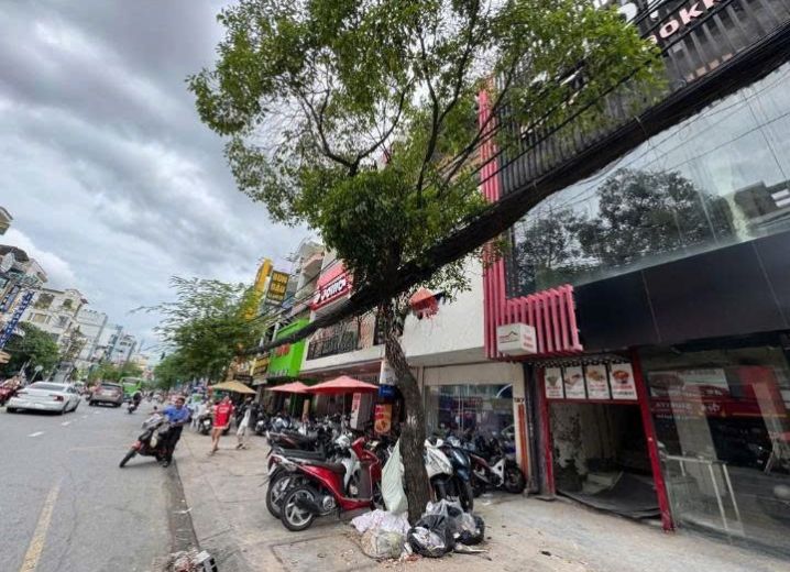 Cho Thuê Nhà Mặt Tiền 139-141 Nguyễn Gia Trí Phường 25 Quận Bình Thạnh