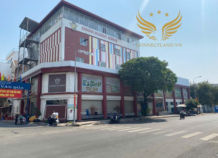 Cho Thuê Mặt Bằng Góc 2MT Số 3 Hoàng Việt  Phường 4 Quận Tân Bình