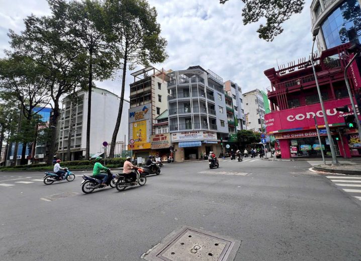 Cho Mặt Bằng GÓC 2MT 94 Châu Văn Liêm Phường 14 Quận 5