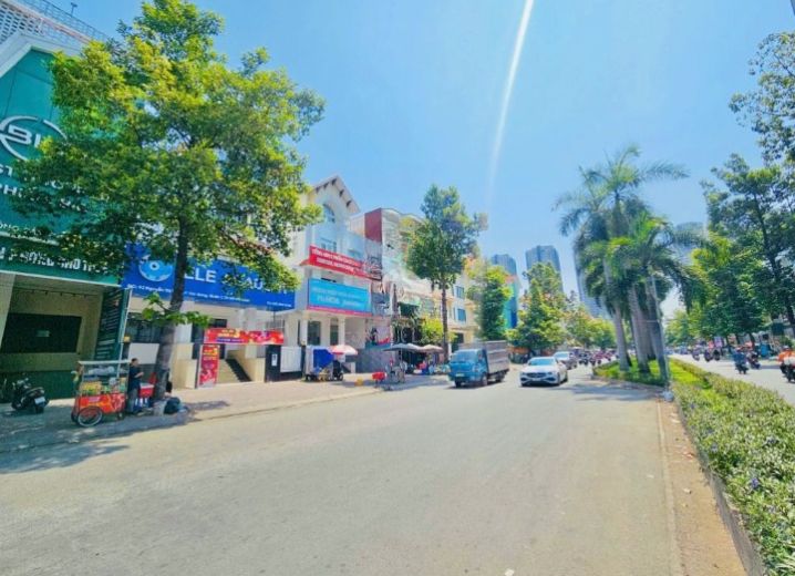 Cho Thuê Nhà Mặt Tiền Số 94 Nguyễn Thị Thập Phường Tân Hưng Quận 7