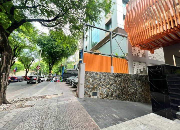 Cho Thuê Mặt Bằng 100 Nguyễn Du Phường Bến Nghé Quận 1