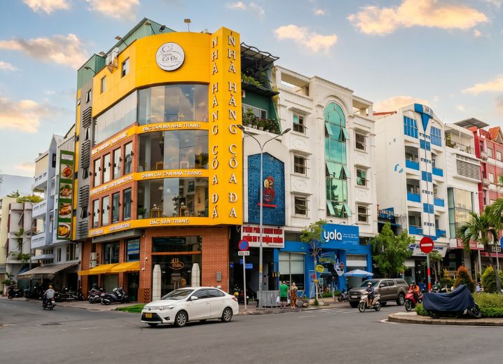 Cho thuê Mặt bằng 152-154-156 Phan Xích Long Phường 7 Quận Phú Nhuận