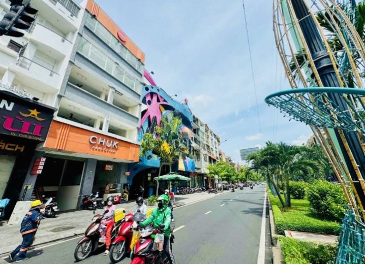 Cho Thuê Mặt Bằng 240-242 Phan Xích Long Phường 2 Quận Phú Nhuận