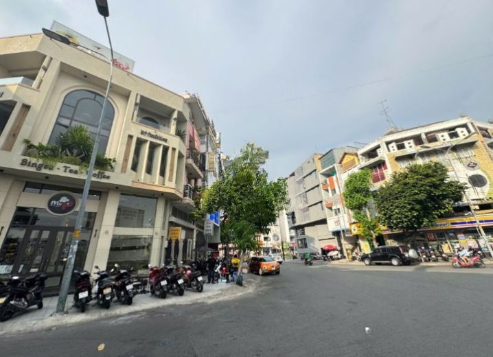 Cho thuê Mặt Bằng 56 Hoa Lan Phường 7 Quận Phú Nhuận