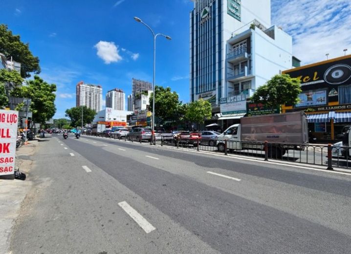 Cho Thuê Nhà Mặt Tiền 678-680 Đường 3/2 Phường 14 Quận 10