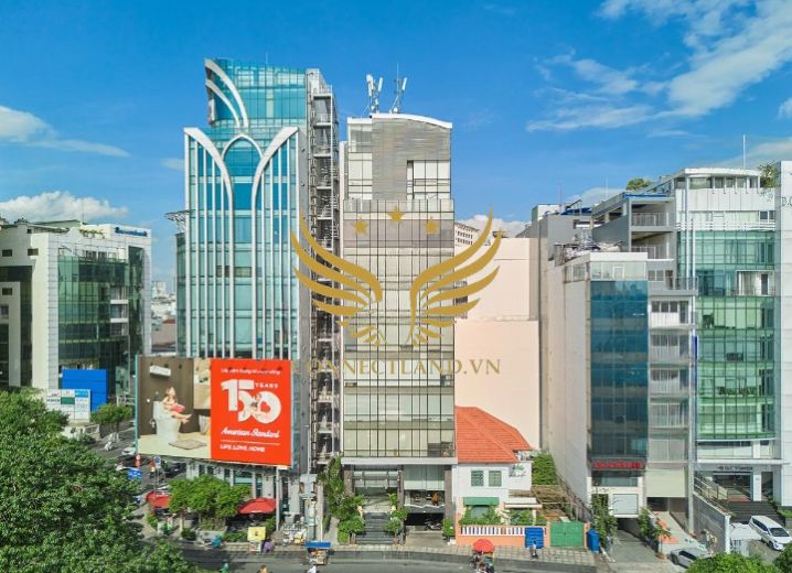 Bán nhà 111 Lý Chính Thắng Phường 7 Quận 3