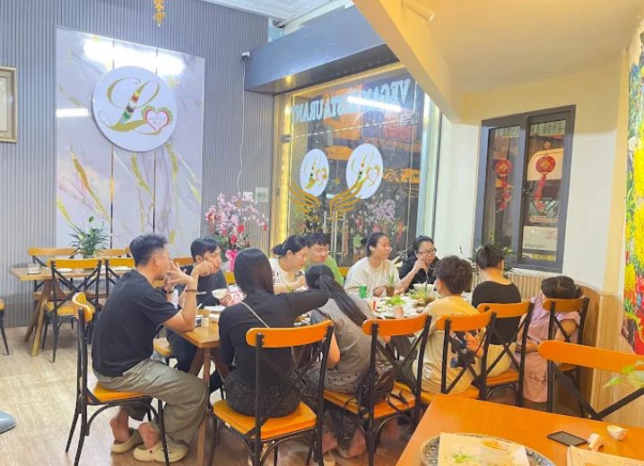 Cho thuê Mặt bằng 210 Nguyễn Thái Bình Phường 7 Quận Tân Bình
