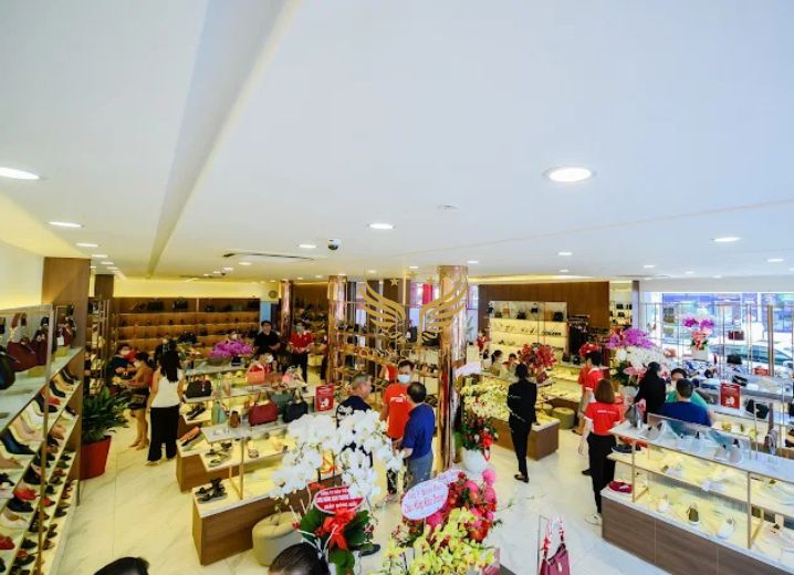 Cho thuê Mặt bằng 737 Cách Mạng Tháng Tám Phường 6 Quận Tân Bình