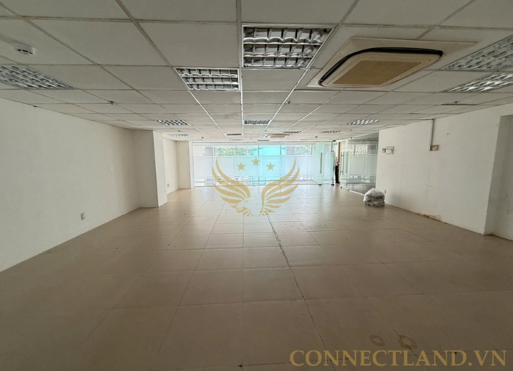 Bán Nhà 40 Hoàng Việt Phường 4 Quận Tân Bình