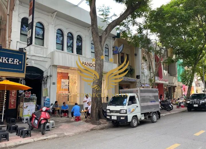 Cho Thuê Mặt Bằng 109-111 Nguyễn Huệ Phường Bến Nghé Quận 1