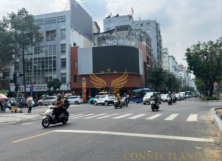 Cho Thuê Mặt Bằng 211 Nguyễn Thái Học Phường Phạm Ngũ Lão Quận 1