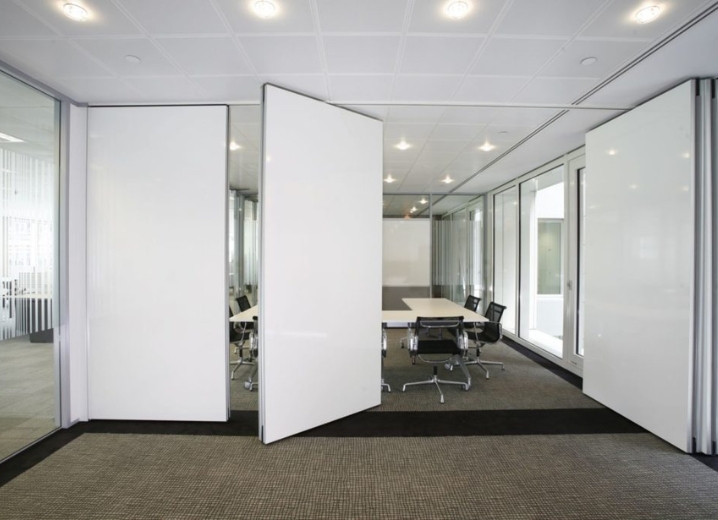 Vách ngăn di động cho co-working space nhỏ