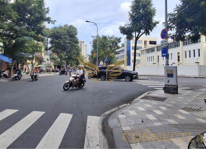 Cho Thuê Mặt Bằng 126-128 Yersin Phường Nguyễn Thái Bình Quận 1
